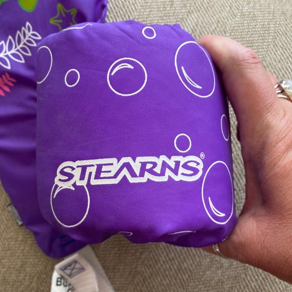 Preschooler Life Jacket, Puddle Jumper brand.Purple with Sea Turtle. EUC. - Picture 4 of 10